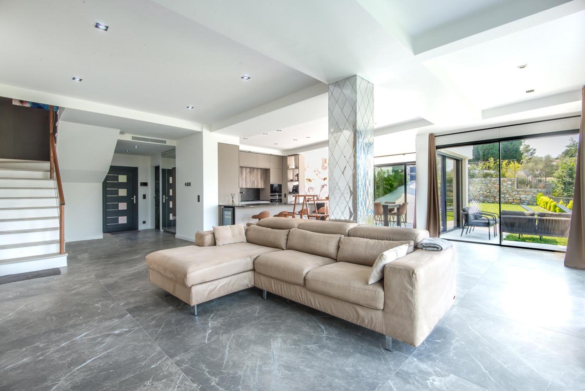 Jolie Maison Au Calme مينتون المظهر الخارجي الصورة